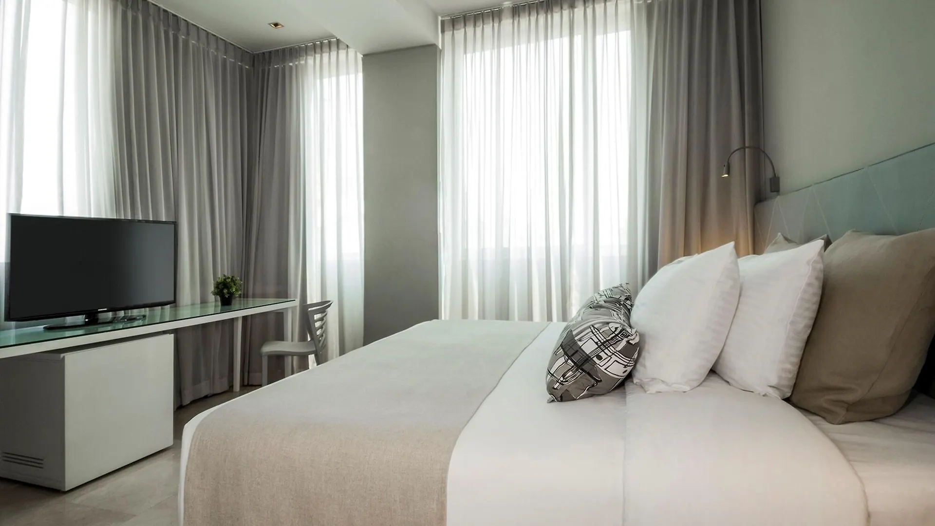 ****  Oz Hotel Cartagena Colombia