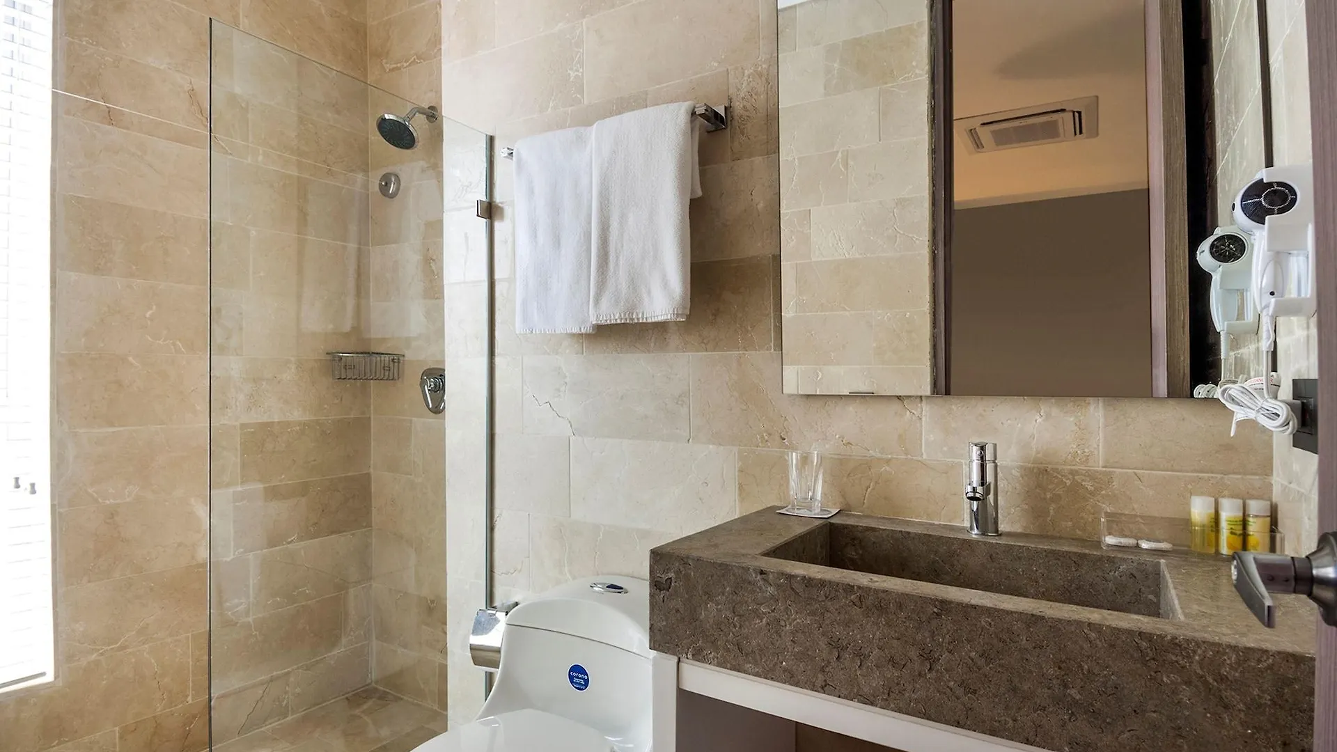 Oz Hotel Cartagena 4*,