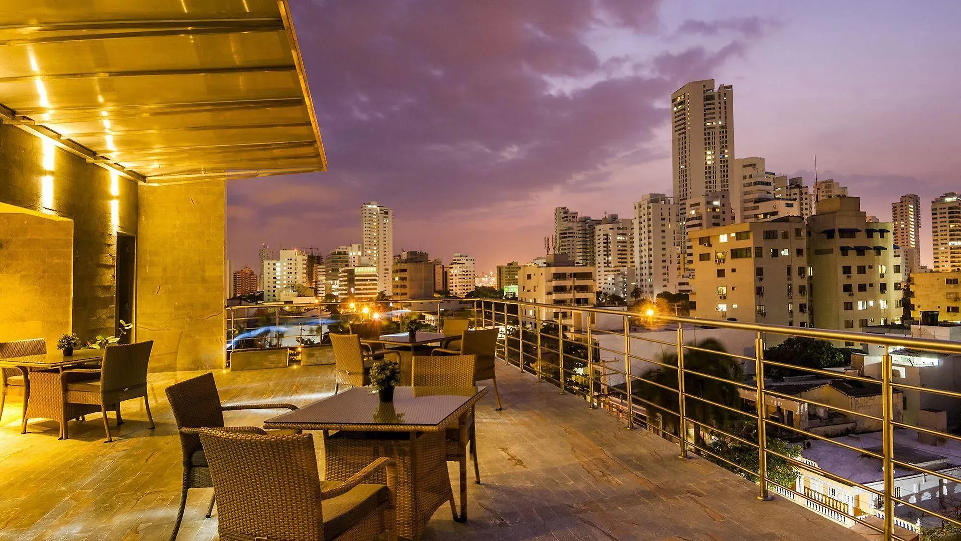 Oz Hotel Cartagena 4*,
